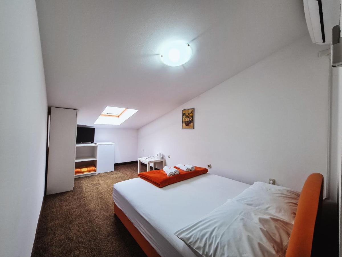 Guest House Davorka 内乌姆 外观 照片