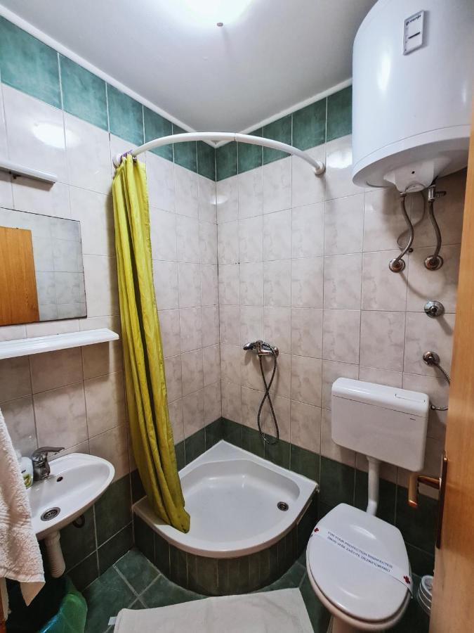 Guest House Davorka 内乌姆 外观 照片