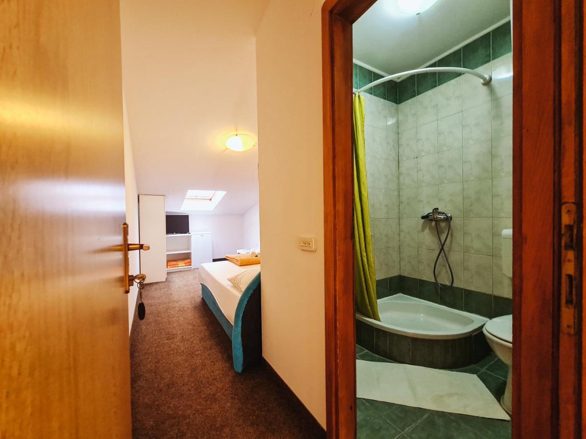 Guest House Davorka 内乌姆 外观 照片